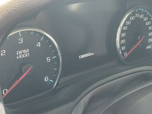 Used 2018 GMC Yukon XL Denali w/ Denali Ultimate Package AWD/4WD image 12