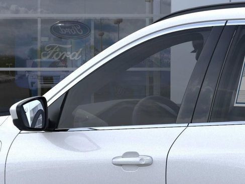 New 2025 Ford Escape SE w/ PHEV Premium Package FWD image 20