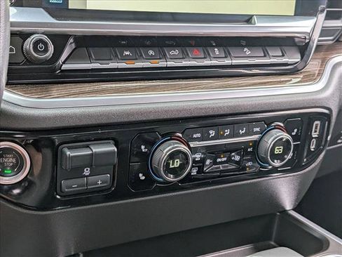 Used 2022 Chevrolet Silverado 1500 LT Trail Boss w/ Convenience Package II image 15