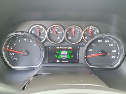 Certified 2024 Chevrolet Suburban LS w/ Driver Alert Package image 12