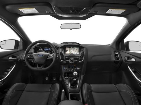 Used 2017 Ford Focus ST FWD image 8