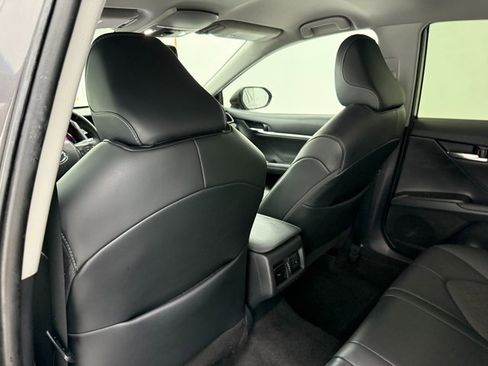 Used 2023 Toyota Camry XSE image 31