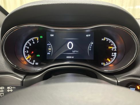 Used 2021 Jeep Grand Cherokee Freedom Edition image 29