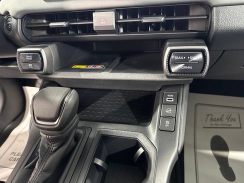 New 2026 Toyota RAV4 AWD image 31