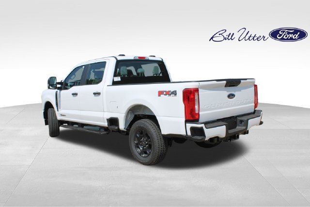 New 2026 Ford F250 XL w/ STX Appearance Package AWD/4WD image 4