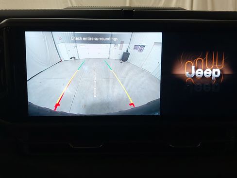 New 2025 Jeep Wrangler Unlimited Rubicon w/ XTREMEE 35" Tire Package image 36