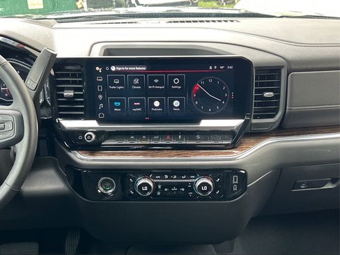 Certified 2023 GMC Sierra 1500 SLE w/ X31 Off-Road Package image 17