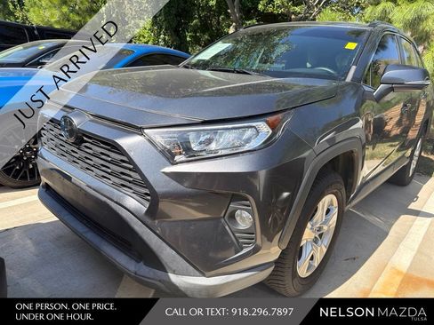 Used 2021 Toyota RAV4 XLE FWD image 1
