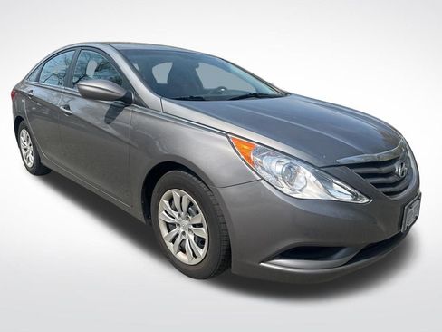 Used 2011 Hyundai Sonata GLS image 4