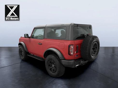 Used 2022 Ford Bronco Wildtrak image 4