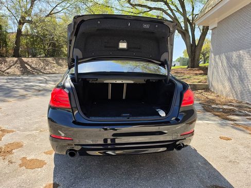 Used 2018 BMW 530e 530e iPerformance image 41