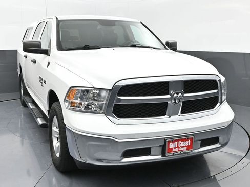 Used 2020 RAM 1500 Tradesman w/ Chrome Appearance Group image 3