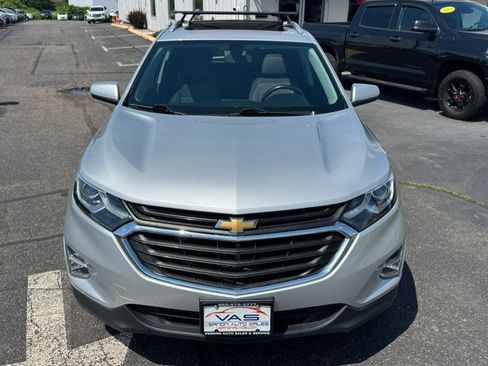 Used 2018 Chevrolet Equinox LT w/ Sun & Infotainment Package AWD/4WD image 4