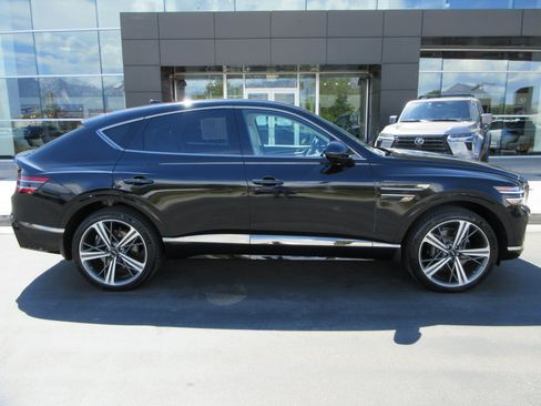 Used 2026 Genesis GV80 3.5T e-SC AWD/4WD image 12