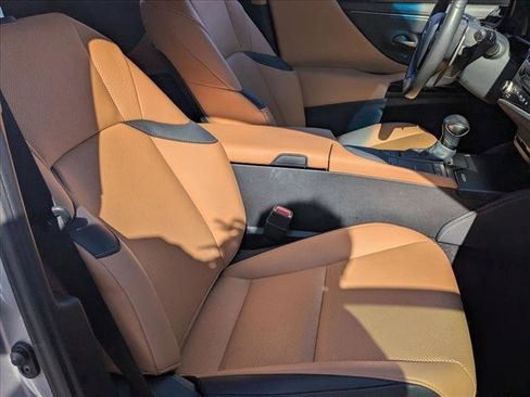 Used 2022 Lexus ES 350 image 19