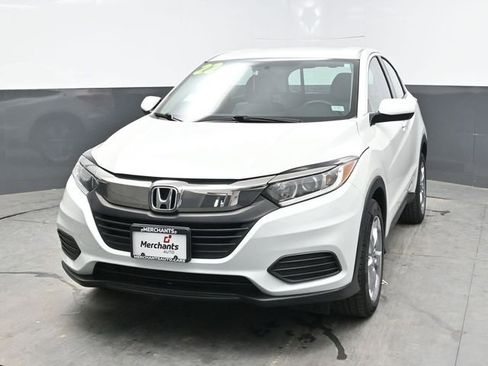 Used 2022 Honda HR-V LX image 2