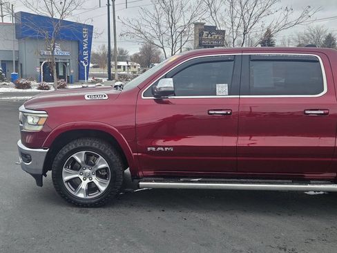 Used 2019 RAM 1500 Laramie image 12