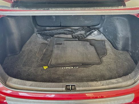 Used 2021 Toyota Corolla LE w/ Carpet Mat Package (TMS) FWD image 15