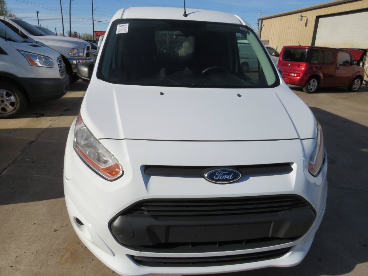 Used 2016 Ford Transit Connect XLT FWD image 2