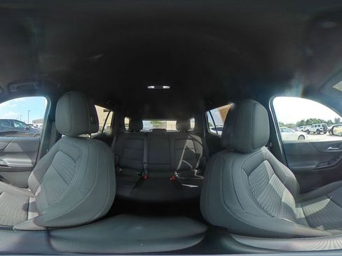 Used 2025 Chevrolet Equinox LT FWD image 43