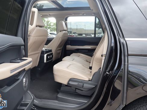 Used 2024 Ford Expedition Max Limited AWD/4WD image 27