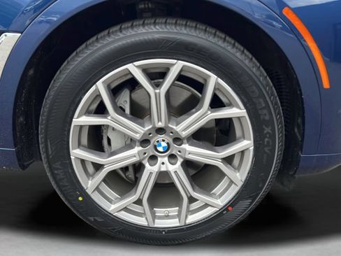 Used 2020 BMW X7 xDrive40i w/ Premium Package AWD/4WD image 25