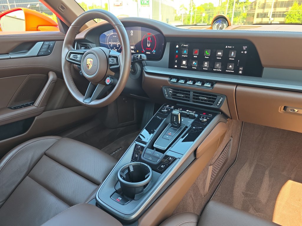 Used 2025 Porsche 911 Carrera RWD image 16