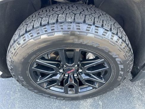 Certified 2023 GMC Sierra 1500 Elevation image 21