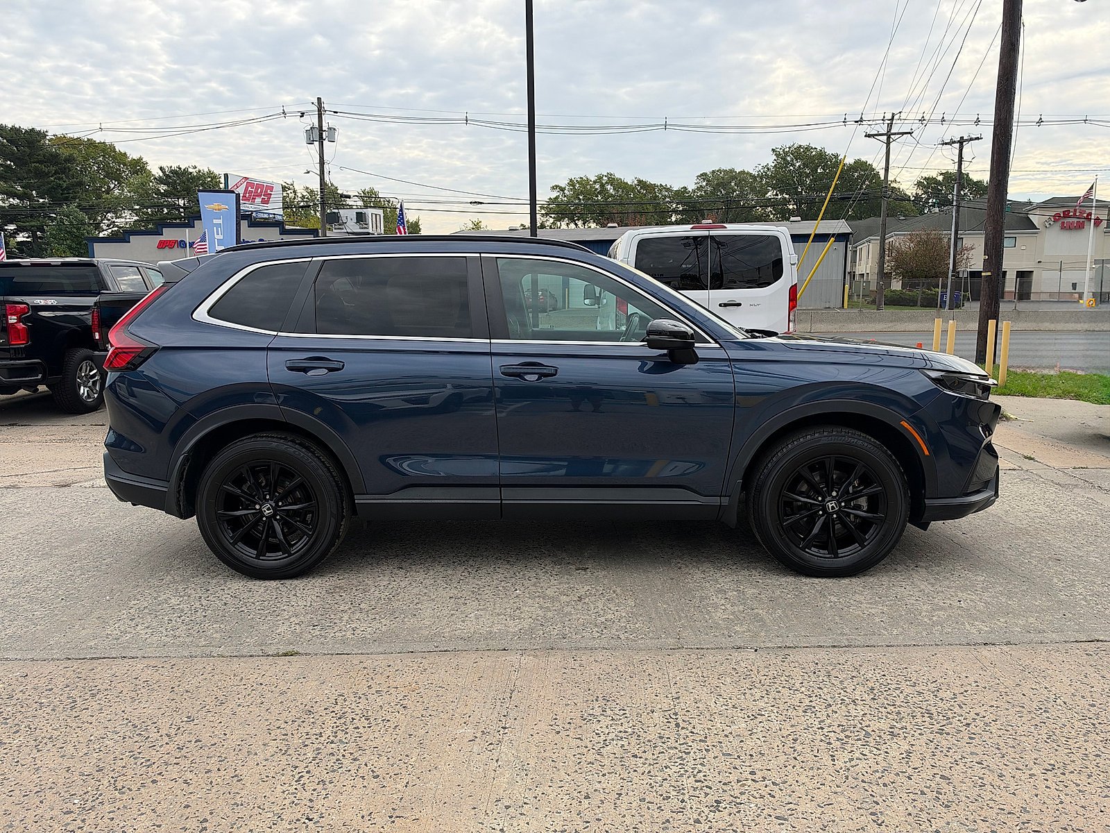 Used 2024 Honda CR-V Sport image 9