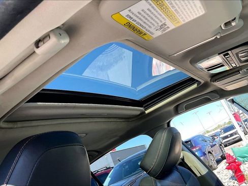 Used 2021 Subaru Crosstrek 2.5i Limited w/ Moonroof Package 2 AWD/4WD image 22