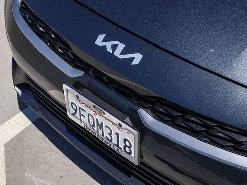Used 2023 Kia Forte LXS FWD image 8