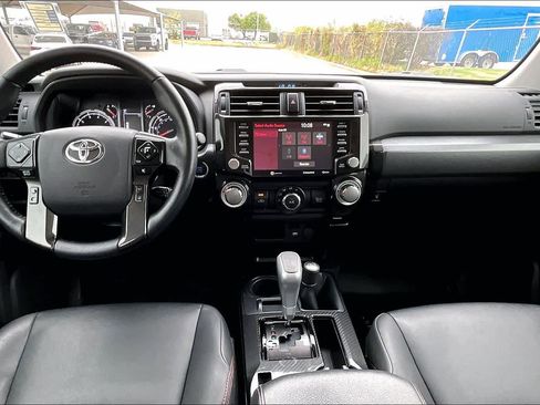 Used 2024 Toyota 4Runner TRD Off-Road Premium w/ Off Road Premium Plus Package AWD/4WD image 15