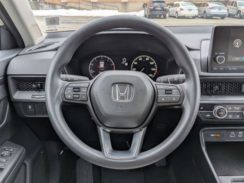 Used 2024 Honda CR-V EX image 12