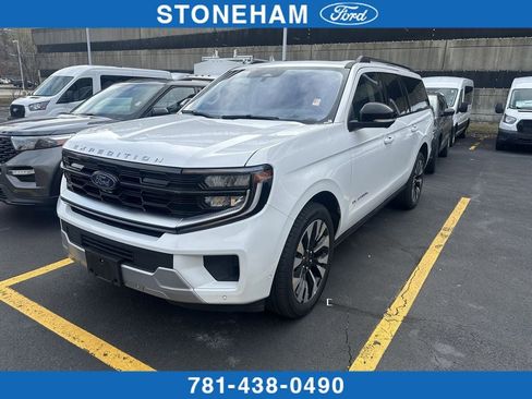 Used 2025 Ford Expedition Max Platinum w/ Driver's Package image 1