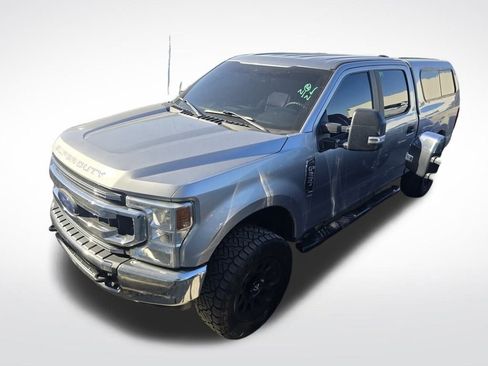 Used 2022 Ford F250 XL w/ STX Appearance Package image 4