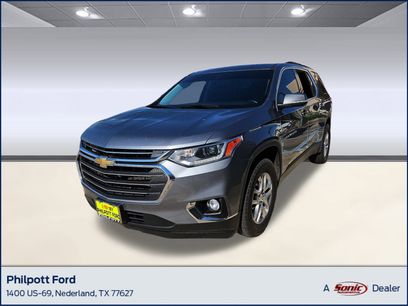 Used 2021 Chevrolet Traverse LT