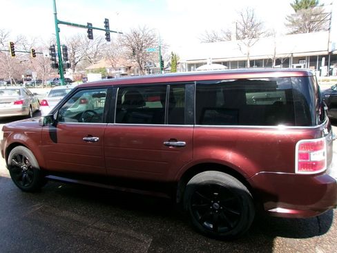 Used 2009 Ford Flex Limited image 6