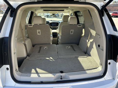 Used 2021 GMC Acadia Denali w/ LPO, Floor Liner Package AWD/4WD image 18