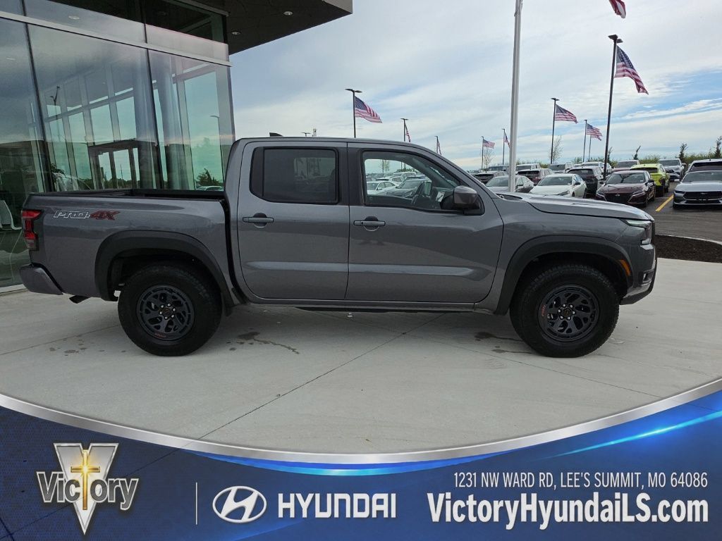 Used 2026 Nissan Frontier PRO-4X AWD/4WD image 7