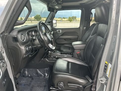 Certified 2022 Jeep Wrangler Unlimited Sahara AWD/4WD image 11