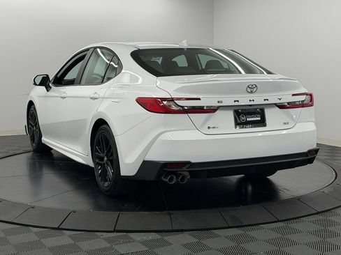 Used 2026 Toyota Camry SE FWD image 12