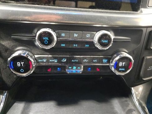 Used 2021 Ford F150 Lariat image 16