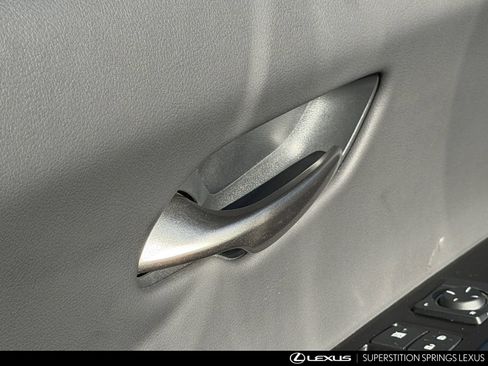 Used 2024 Lexus UX 250h FWD image 16