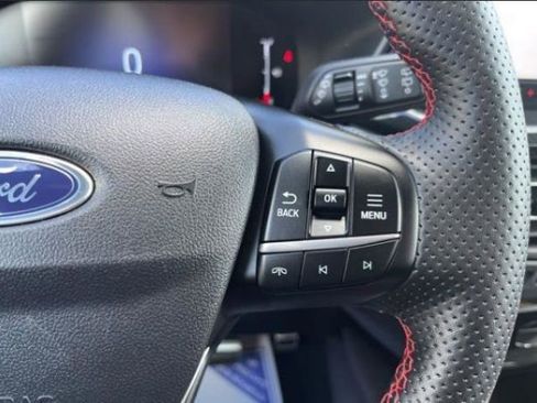 Used 2023 Ford Escape ST-Line w/ Tech Pack #1 image 2