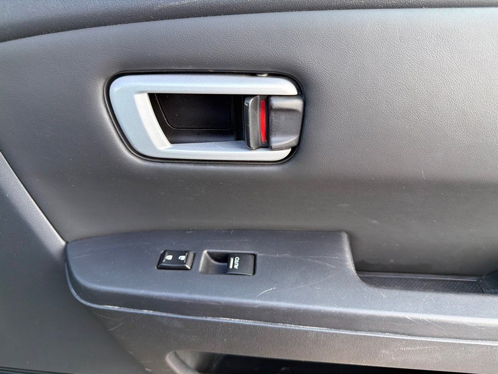 Used 2015 Honda Pilot Touring image 18