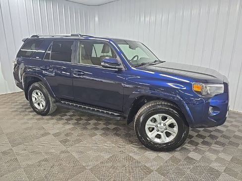 Used 2022 Toyota 4Runner SR5 Premium image 1