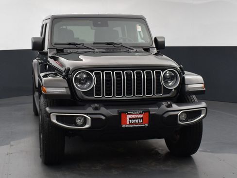 Used 2024 Jeep Wrangler Unlimited Sahara w/ Technology Group AWD/4WD image 7