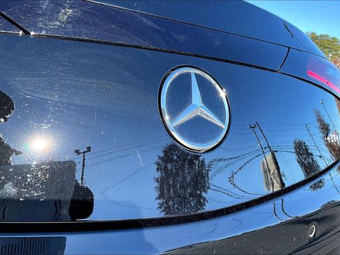 Certified 2024 Mercedes-Benz CLE 300 4MATIC Cabriolet image 9