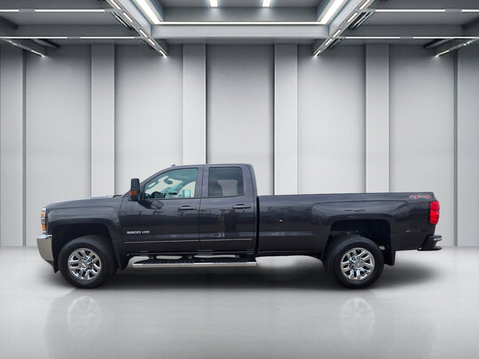 Used 2016 Chevrolet Silverado 3500 LT w/ LT Convenience Package AWD/4WD image 8