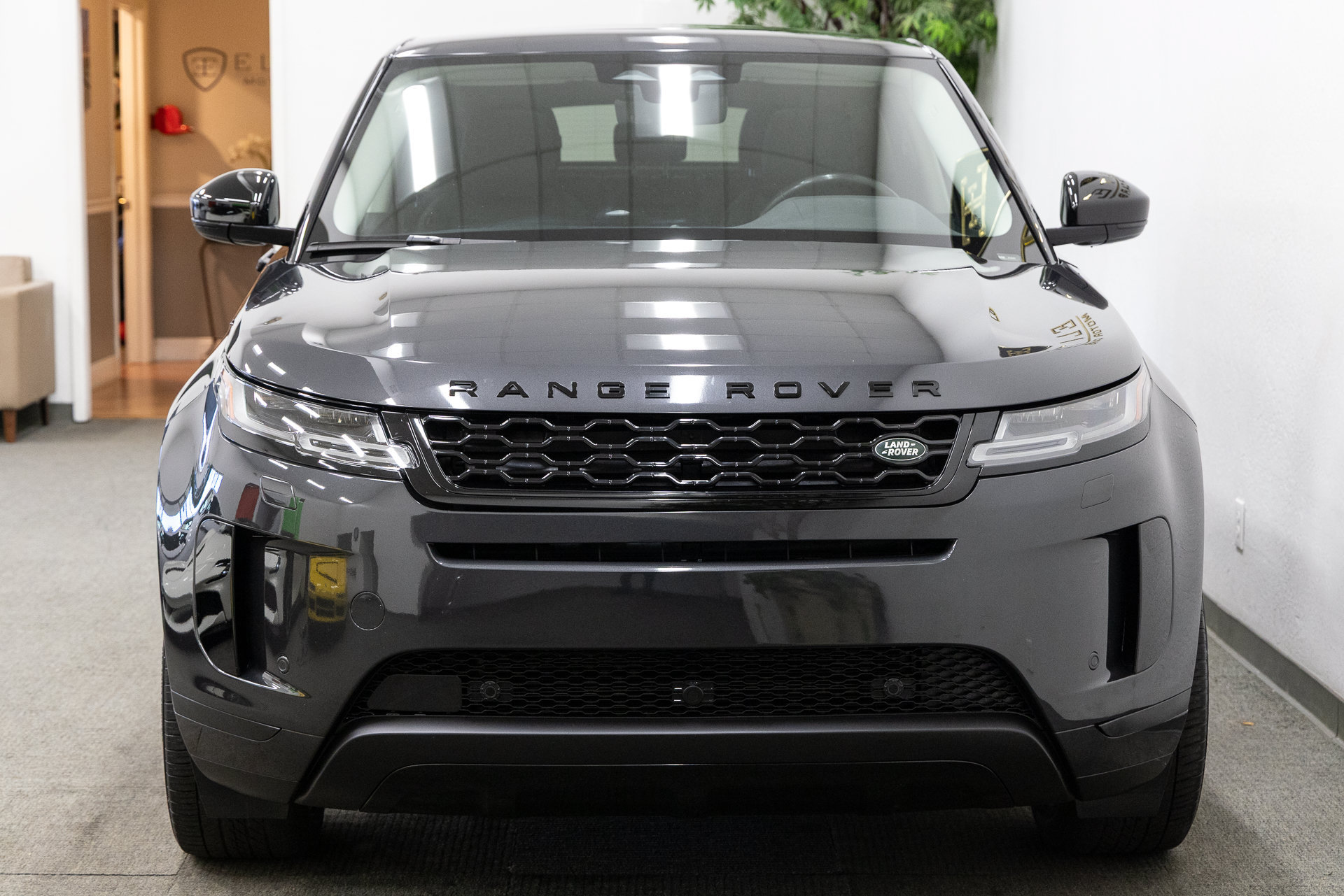 Used 2022 Land Rover Range Rover Evoque SE AWD/4WD image 12